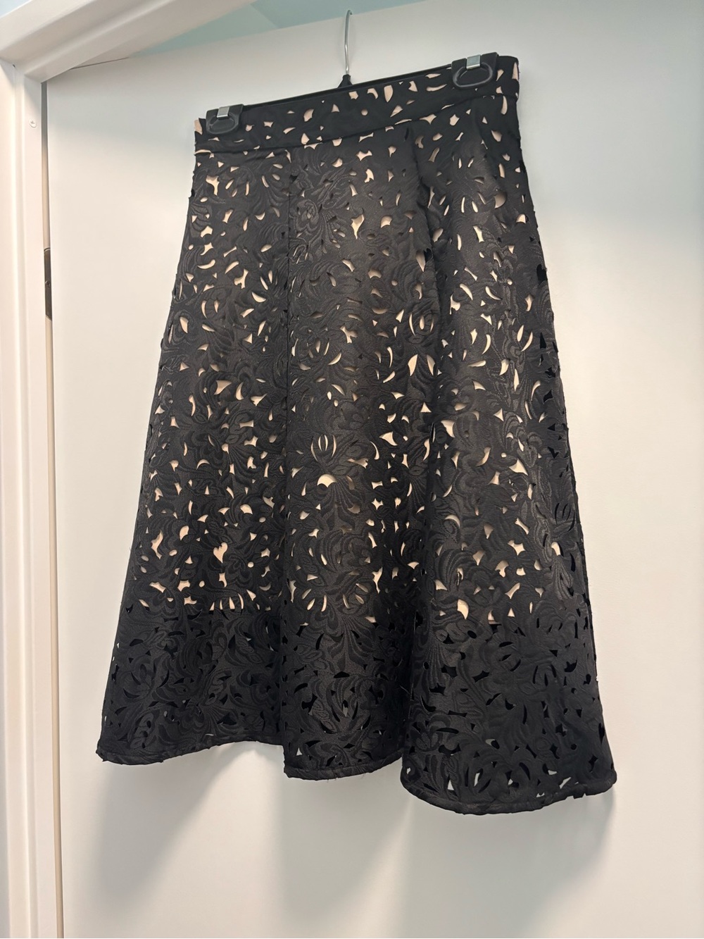 le chateau Black Laser-Cut A-Line Skirt with Lining